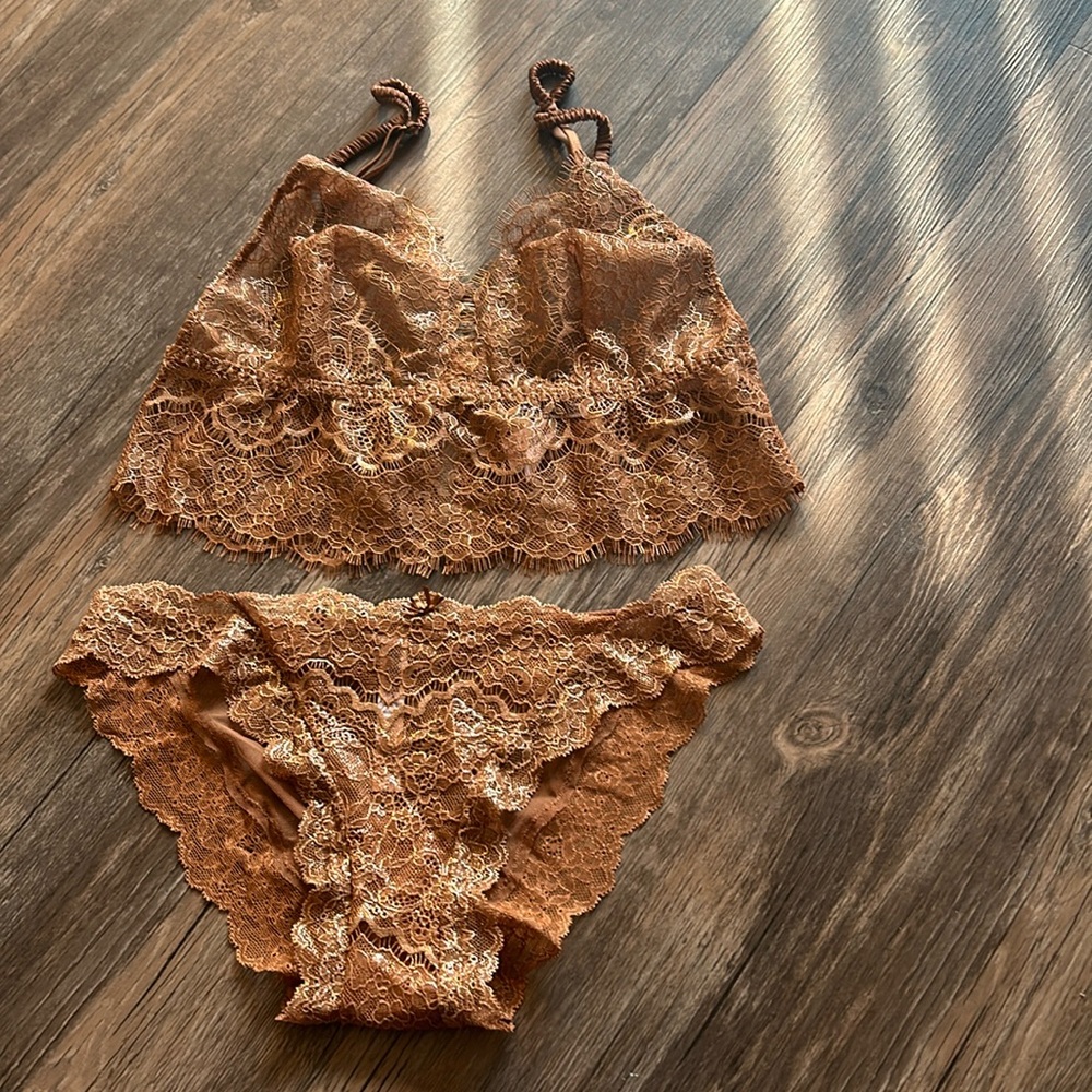NWOT Victoria Secret Lace Top and Panties size small